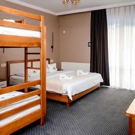 севеней Hotel Bukowel
