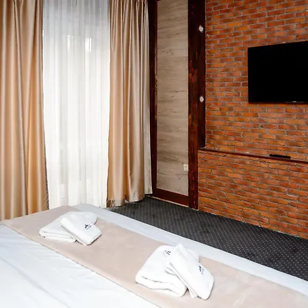 Hotel севеней *