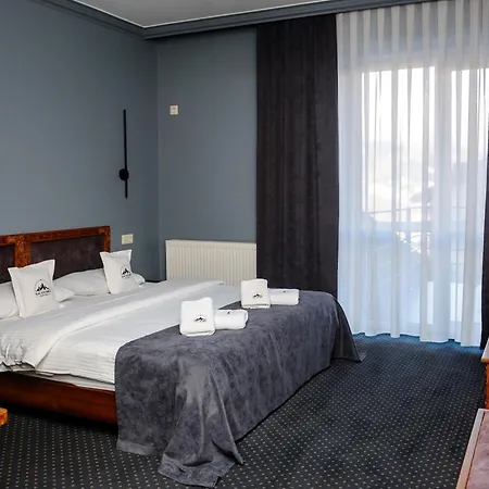 севеней Hotel