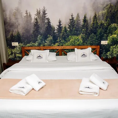 севеней Отель *