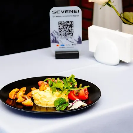 севеней Hotel