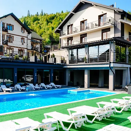 Hotel севеней