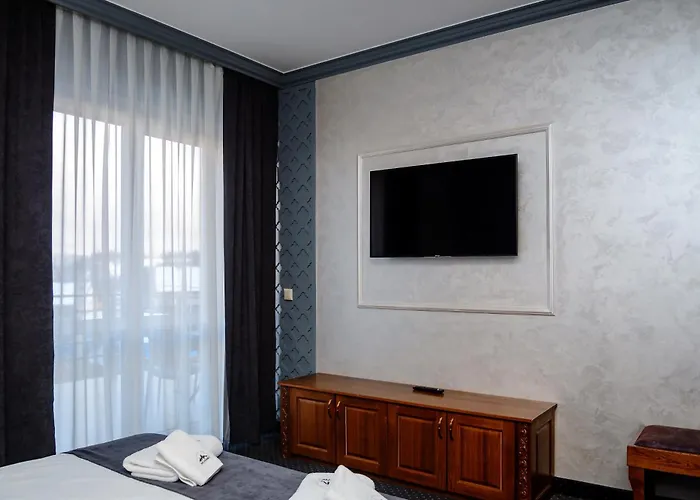 севеней *